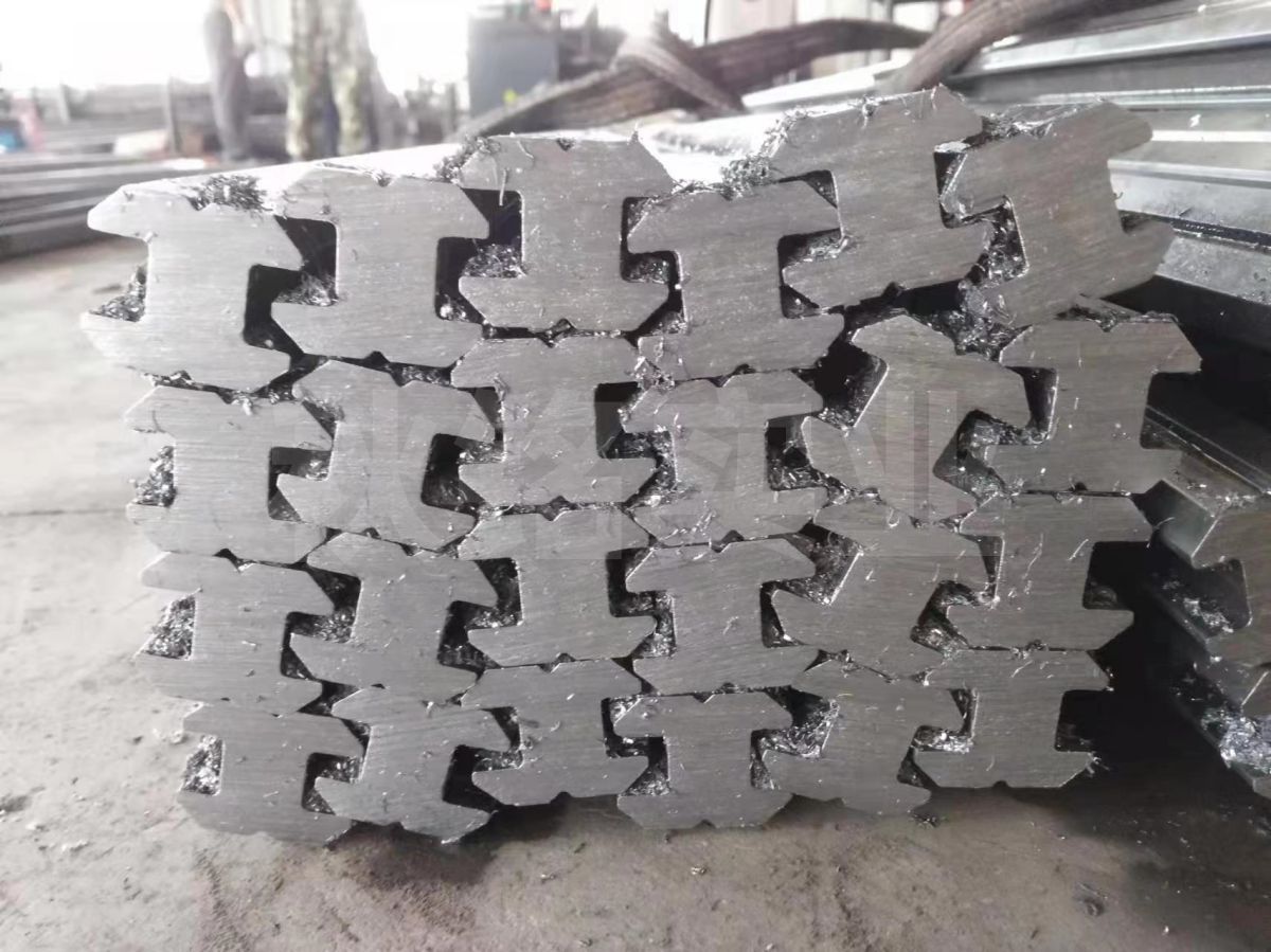 工字钢(图1)